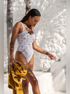 Bydee Swim Sicilia Print Low Back One Piece Swimsuit L